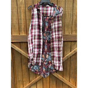 Oddy Medium cut off sleeves floral button down cardigan